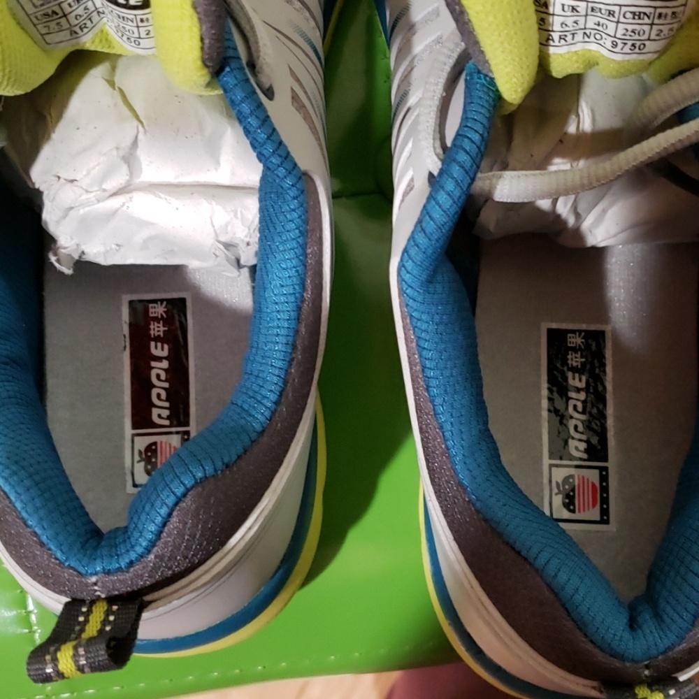 Brand new Stylish Apple Fashion shoes - Picture 6 of 8